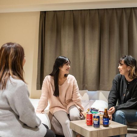Hotel Sanrriott Shinsaibashi Osaka Eksteriør billede